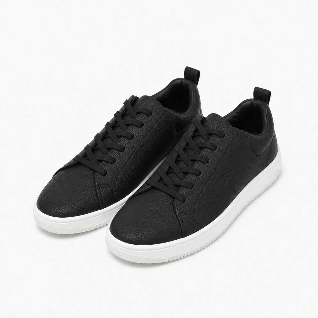 Black pebbled leather sneakers, pull tab detail